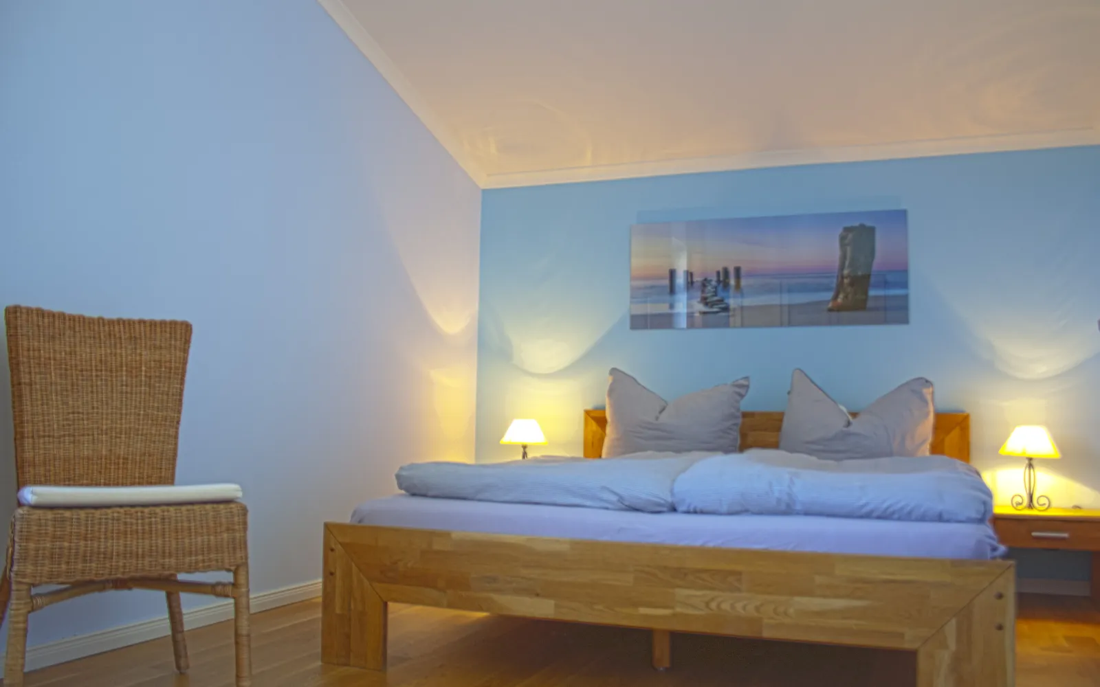 Schlafzimmer 2 Ferienwohnung 8 Strandvilla Börgerende